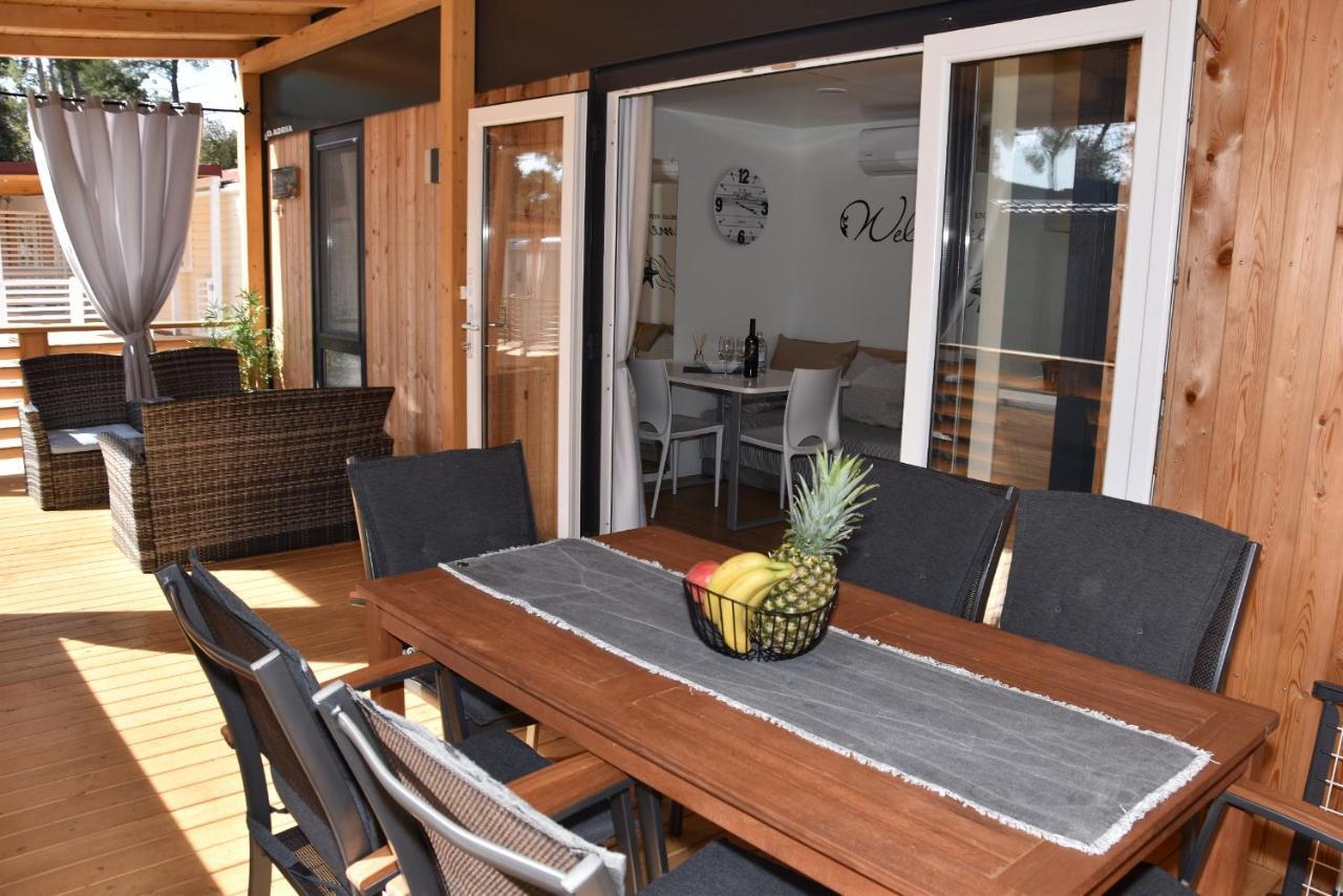 Mobile Home Starfish IV Camp Biograd Biograd Na Moru Exteriér fotografie